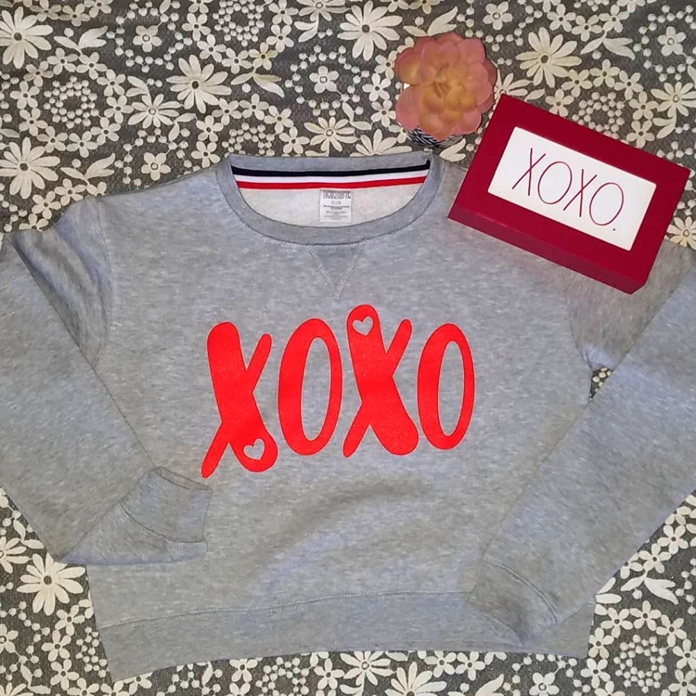 NWT Cropped soft sweater